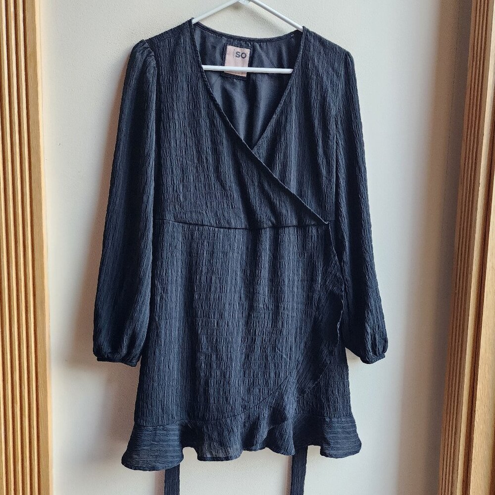 SO Black V-Neck Babydoll Wrap-Around Tie Waist Dress Size Large